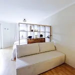 Moderne Mit Balkon Und Parkplatz - Salt Apartament *