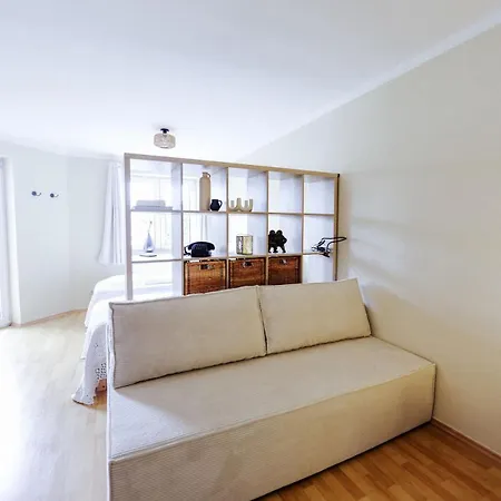 Moderne Mit Balkon Und Parkplatz - Salt Lejlighed *
