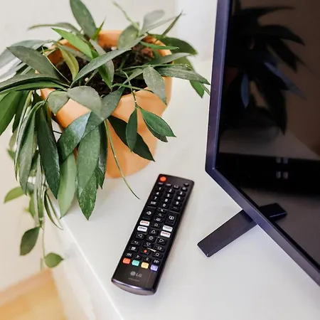 Apartamento Moderne Mit Balkon Und Parkplatz - Salt Naumburg (Saale)