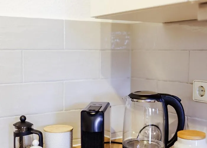 Moderne Mit Balkon Und Parkplatz - Salt *