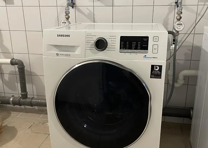 Moderne Mit Balkon Und Parkplatz - Salt *